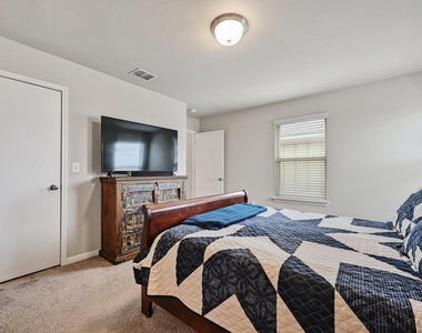 336 Wapiti Rd - Photo Thumbnail 17