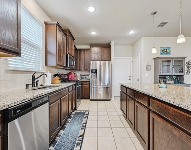 336 Wapiti Rd - Photo Thumbnail 13