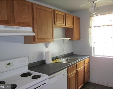 157 Channing Drive - Photo Thumbnail 4