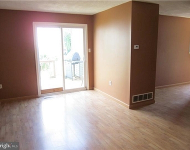 157 Channing Drive - Photo Thumbnail 7