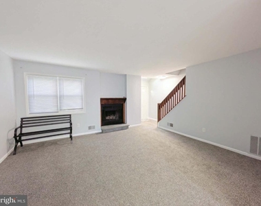 229 E Green Valley Circle - Photo Thumbnail 1