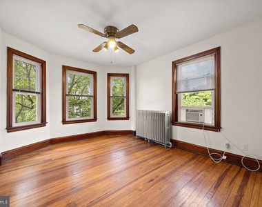 409 W 20th Street - Photo Thumbnail 7