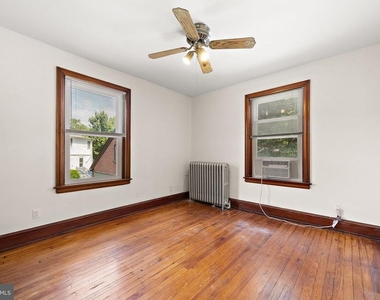 409 W 20th Street - Photo Thumbnail 10