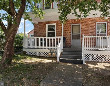 409 W 20th Street - Photo Thumbnail 1