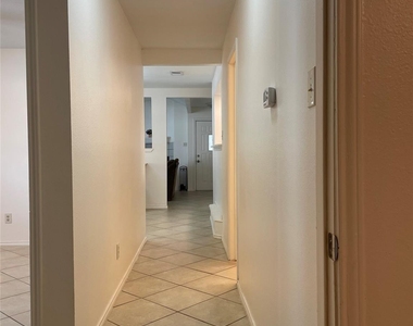 110 N Kanaio Dr - Photo Thumbnail 12