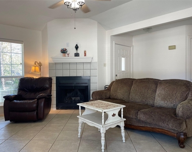 110 N Kanaio Dr - Photo Thumbnail 4