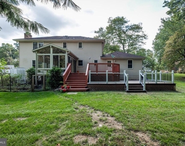 35 Nathalie Court - Photo Thumbnail 37