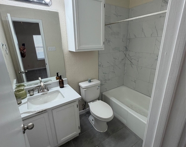 507 Cutty Trl - Photo Thumbnail 9