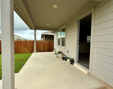 310 Fossil Dr - Photo Thumbnail 15