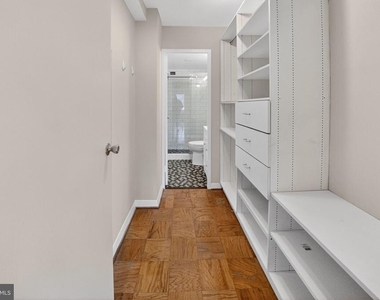 5406 Connecticut Avenue Nw - Photo Thumbnail 3