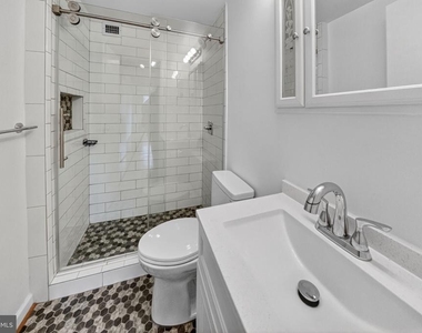5406 Connecticut Avenue Nw - Photo Thumbnail 4