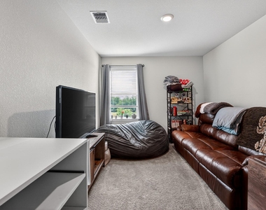 712 Black Alder St - Photo Thumbnail 15