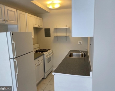 940 25th Street Nw - Photo Thumbnail 6