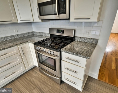 1319 Belmont Street Nw - Photo Thumbnail 8