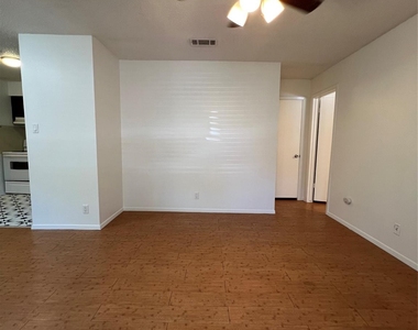 3403 Willowrun Cv - Photo Thumbnail 5