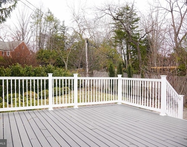 1633 Kalmia Road Nw - Photo Thumbnail 5