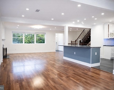 1633 Kalmia Road Nw - Photo Thumbnail 12