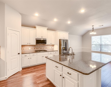 2905 Portulaca Dr - Photo Thumbnail 13