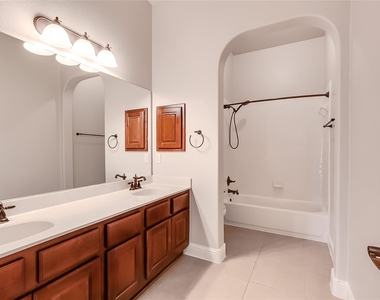 2905 Portulaca Dr - Photo Thumbnail 23