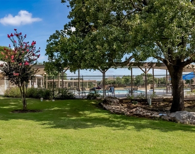 2905 Portulaca Dr - Photo Thumbnail 36