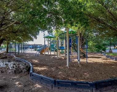 2905 Portulaca Dr - Photo Thumbnail 39