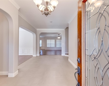 2905 Portulaca Dr - Photo Thumbnail 3