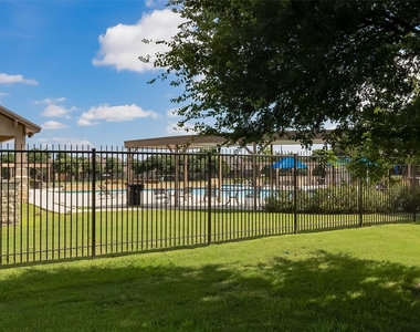 2905 Portulaca Dr - Photo Thumbnail 37