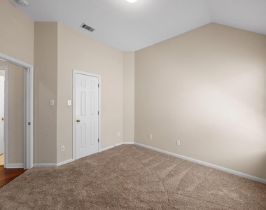 3808 Noe Ln - Photo Thumbnail 27