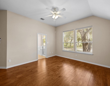 3808 Noe Ln - Photo Thumbnail 6