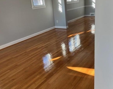 1210 Allison Street Ne - Photo Thumbnail 1