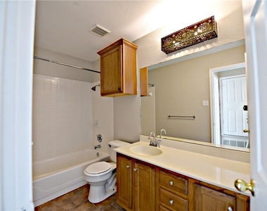8416 Alvin High Ln - Photo Thumbnail 20