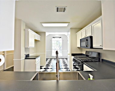 8416 Alvin High Ln - Photo Thumbnail 8