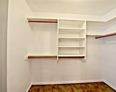8416 Alvin High Ln - Photo Thumbnail 15