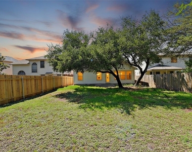 8416 Alvin High Ln - Photo Thumbnail 23