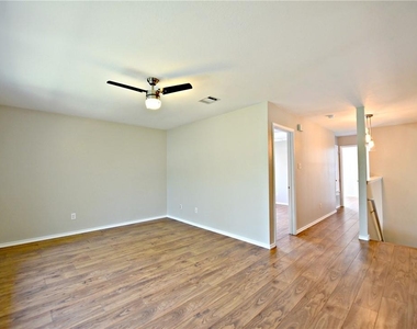 8416 Alvin High Ln - Photo Thumbnail 16