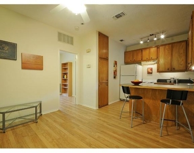4401 Speedway - Photo Thumbnail 13