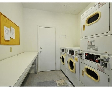 4401 Speedway - Photo Thumbnail 21