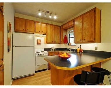 4401 Speedway - Photo Thumbnail 7