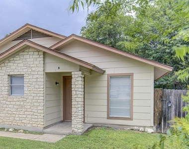 900 Sirocco Dr - Photo Thumbnail 2
