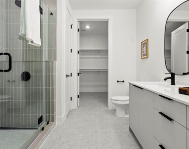 1701 Simond Ave - Photo Thumbnail 15