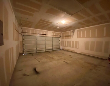 207 Brown St - Photo Thumbnail 30