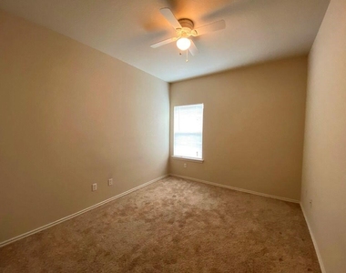 207 Brown St - Photo Thumbnail 27