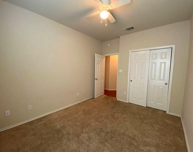 207 Brown St - Photo Thumbnail 25