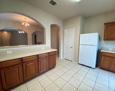 207 Brown St - Photo Thumbnail 11