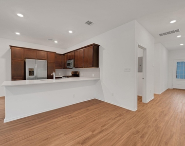 1433 Weatherford Ln - Photo Thumbnail 21