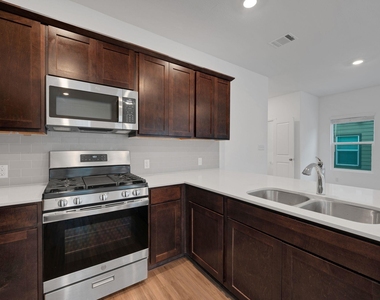 1433 Weatherford Ln - Photo Thumbnail 14