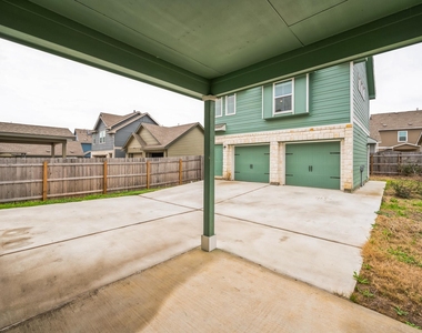 1433 Weatherford Ln - Photo Thumbnail 2