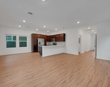 1433 Weatherford Ln - Photo Thumbnail 19