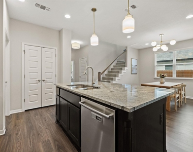 9809 Eloquence Dr - Photo Thumbnail 12