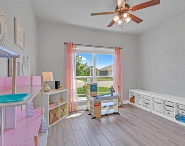 8508 Glade Dr - Photo Thumbnail 12